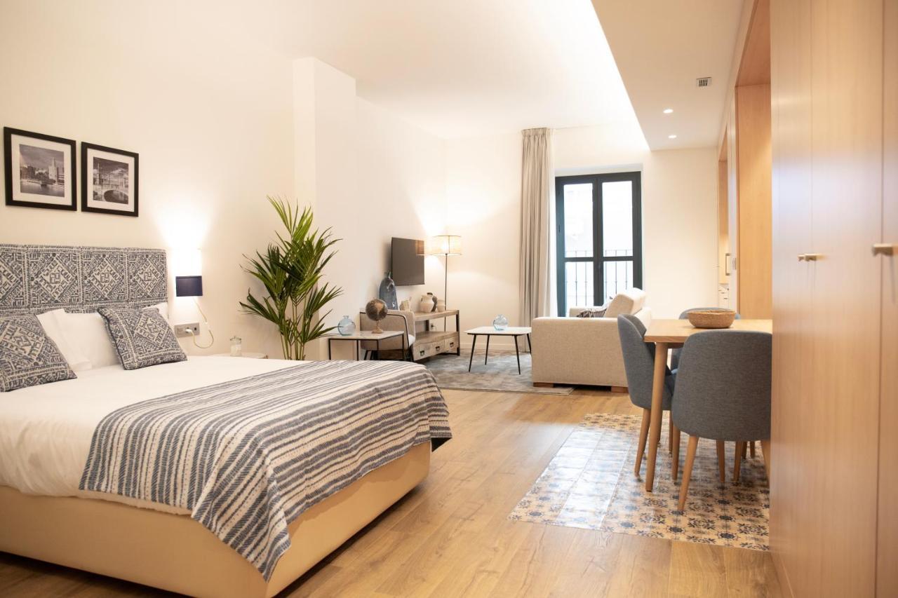 Nqn Aparts & Suites Sevilla Exteriör bild