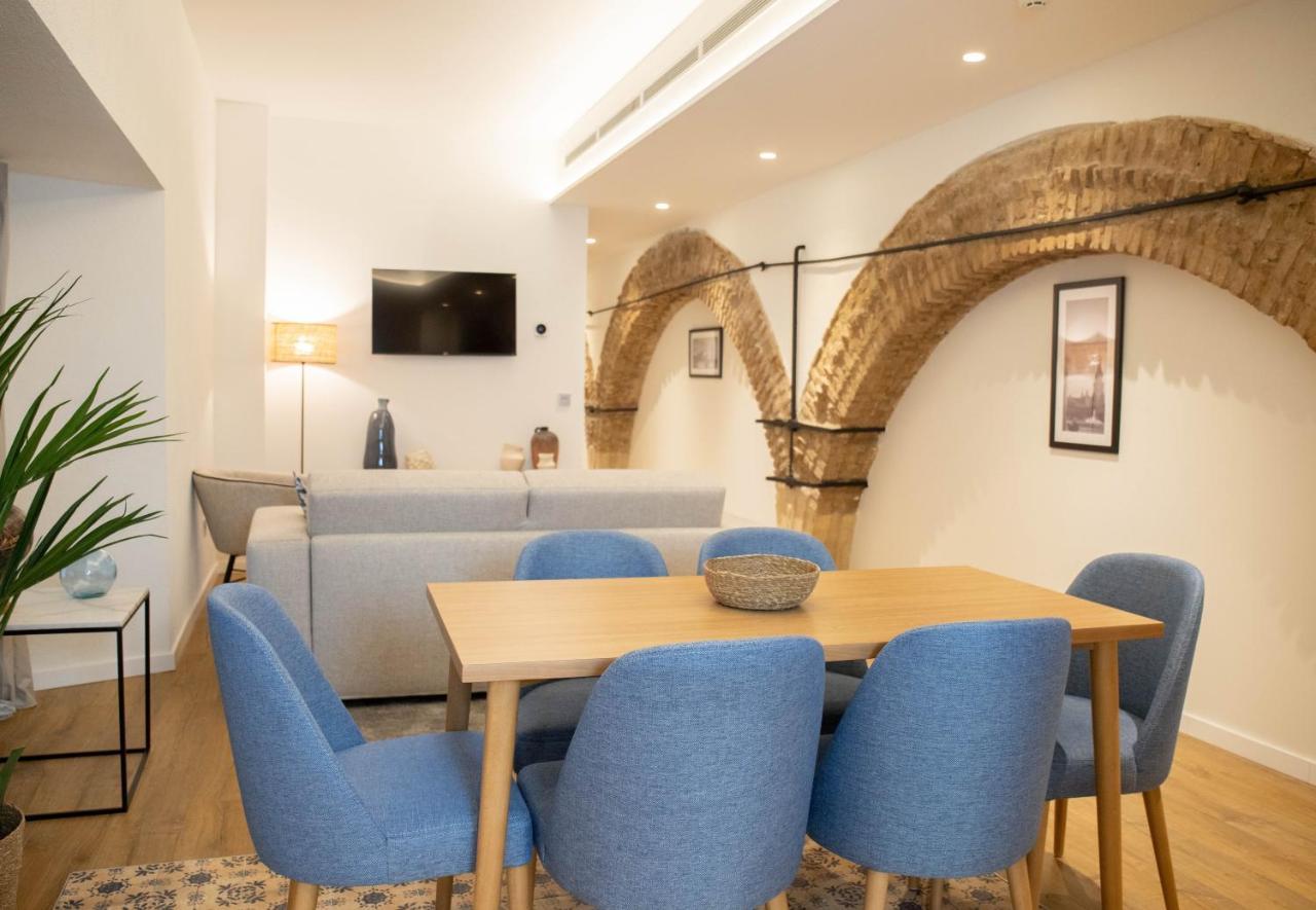 Nqn Aparts & Suites Sevilla Exteriör bild