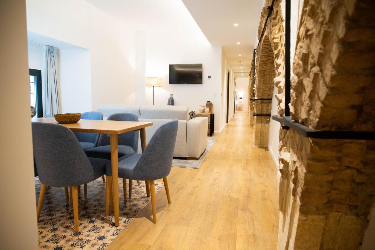 Nqn Aparts & Suites Sevilla Exteriör bild