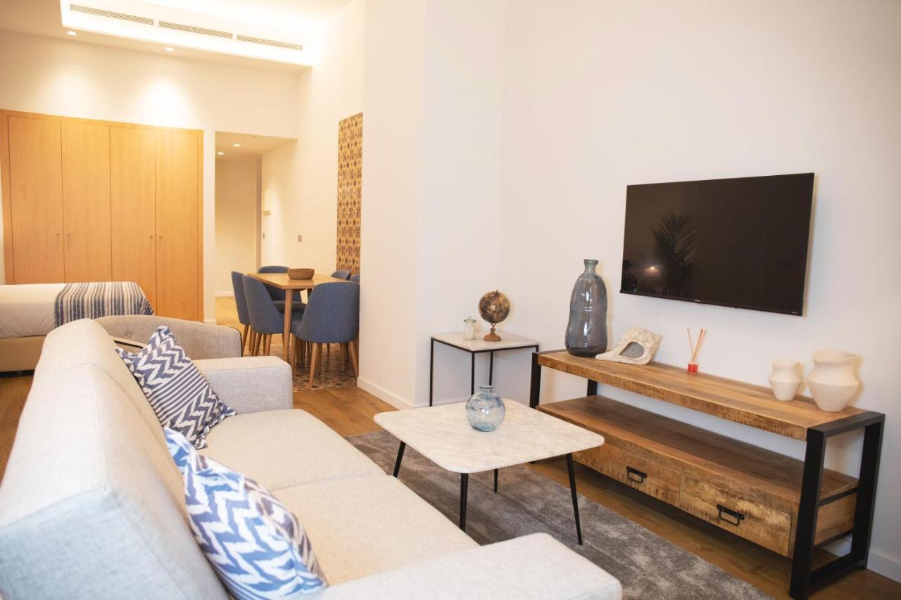 Nqn Aparts & Suites Sevilla Exteriör bild