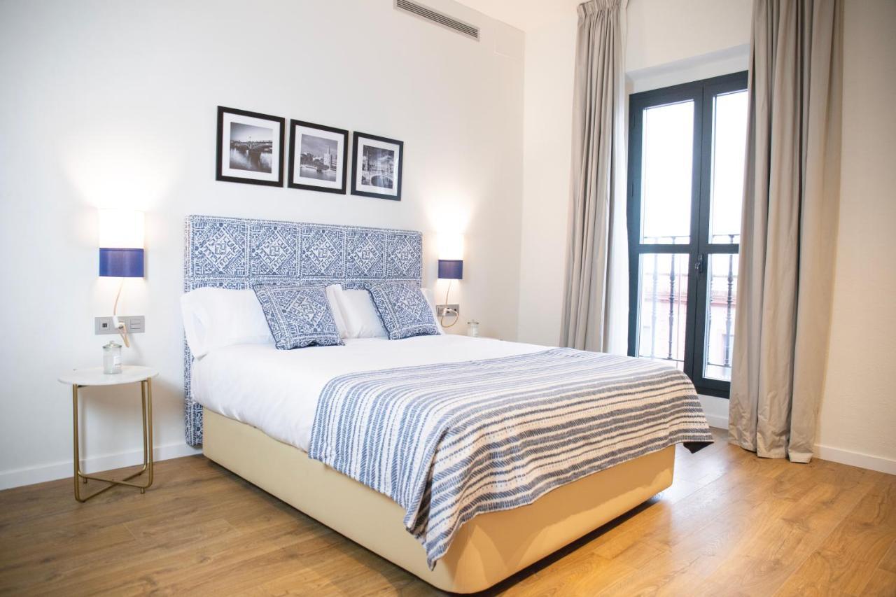 Nqn Aparts & Suites Sevilla Exteriör bild