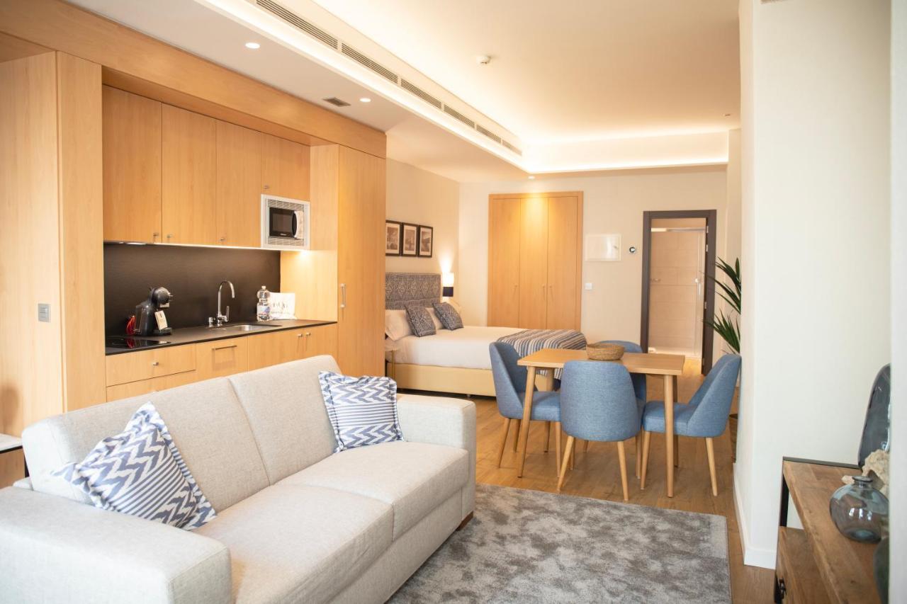 Nqn Aparts & Suites Sevilla Exteriör bild