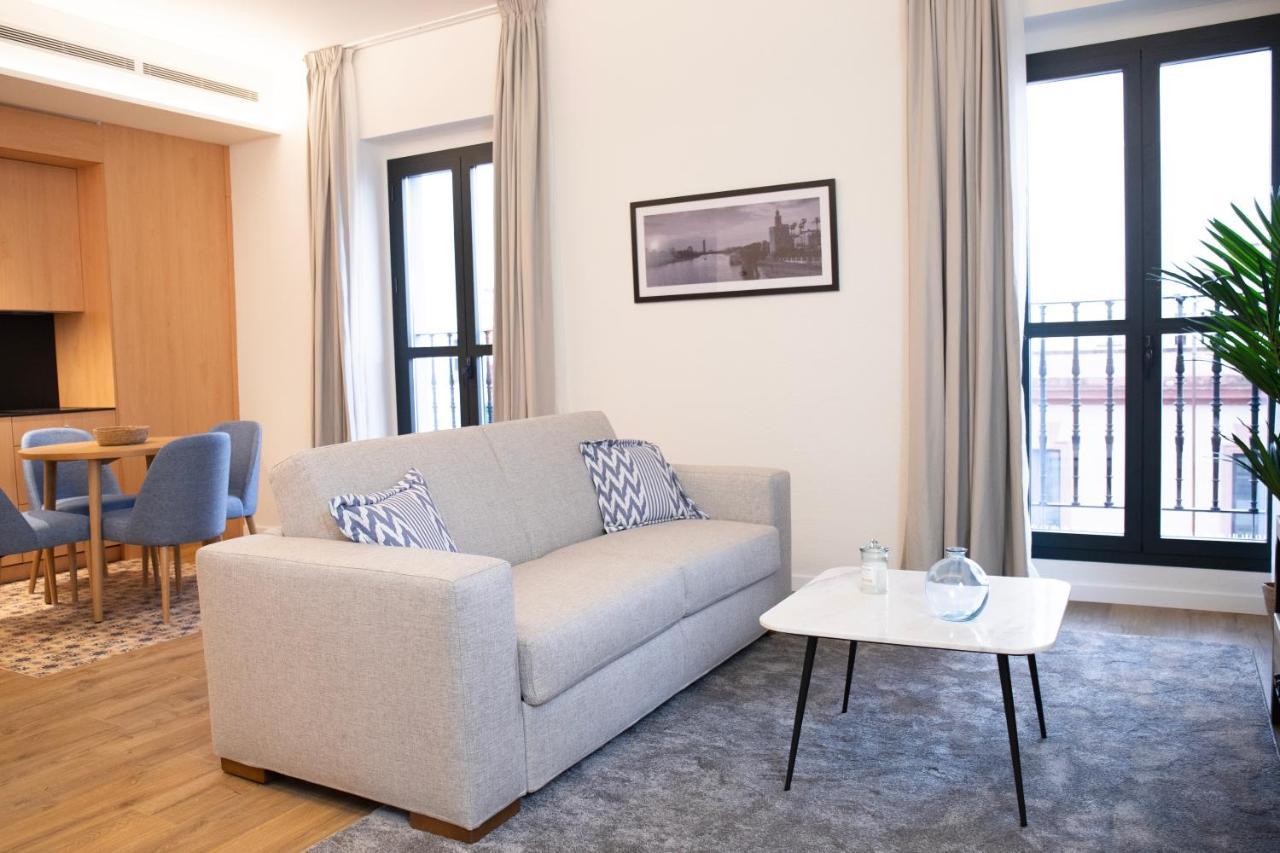 Nqn Aparts & Suites Sevilla Exteriör bild