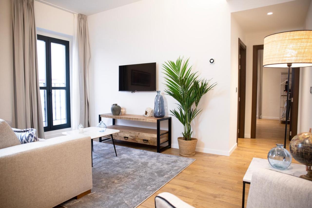 Nqn Aparts & Suites Sevilla Exteriör bild