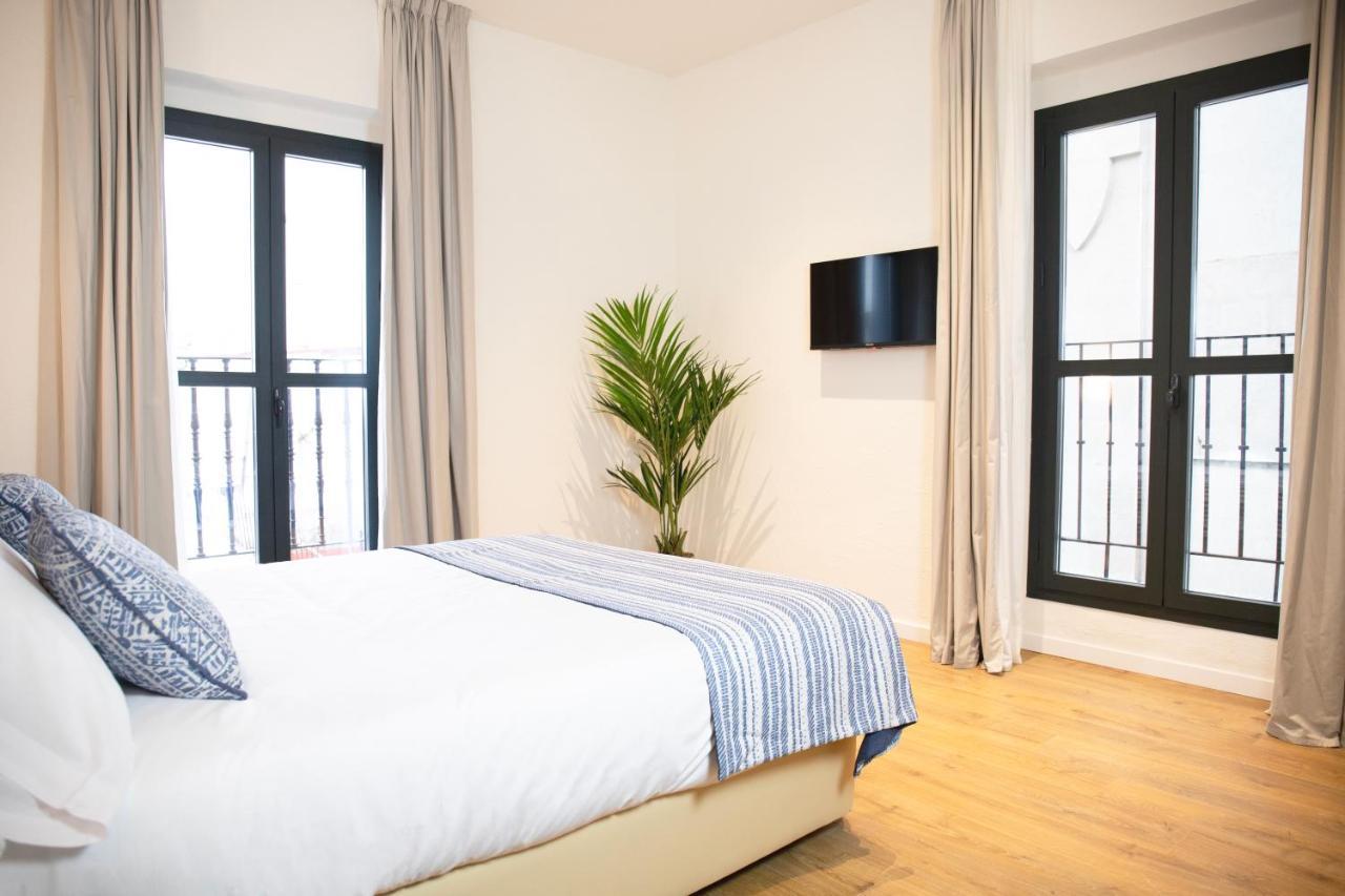 Nqn Aparts & Suites Sevilla Exteriör bild