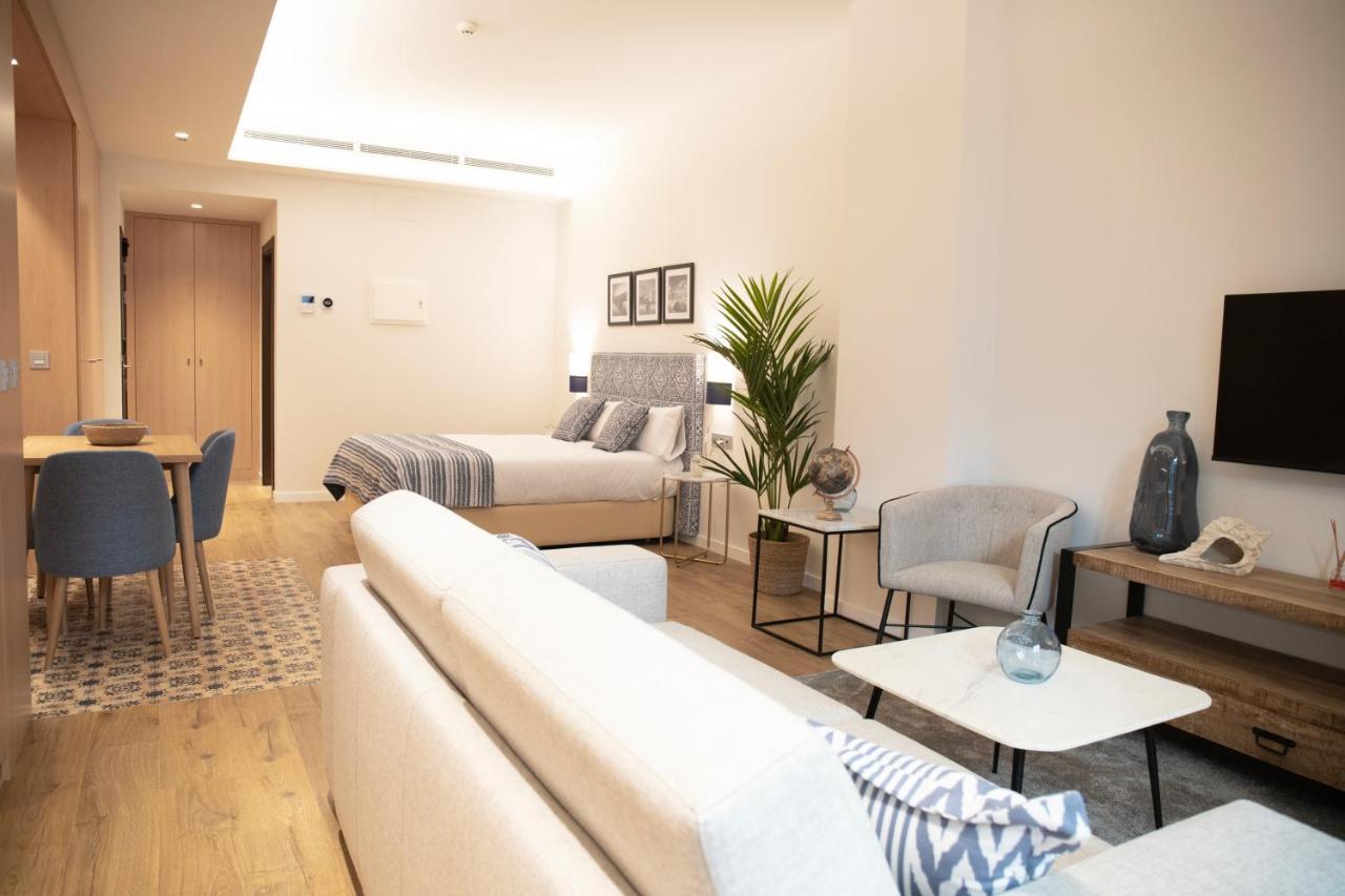 Nqn Aparts & Suites Sevilla Exteriör bild