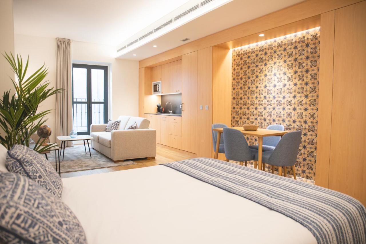 Nqn Aparts & Suites Sevilla Exteriör bild